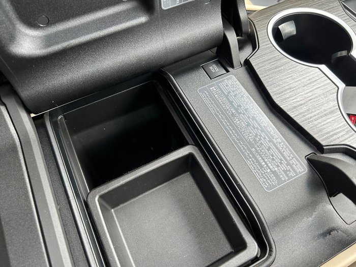 2022 Toyota Landcruiser Sahara ZX