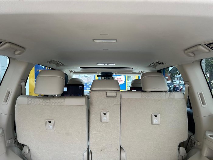 2022 Toyota Landcruiser Sahara ZX