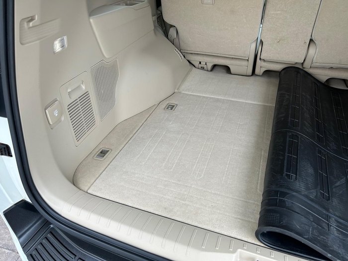 2022 Toyota Landcruiser Sahara ZX