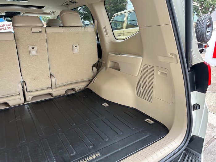 2022 Toyota Landcruiser Sahara ZX