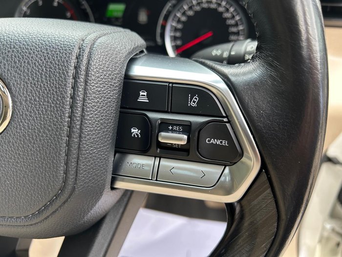 2022 Toyota Landcruiser Sahara ZX