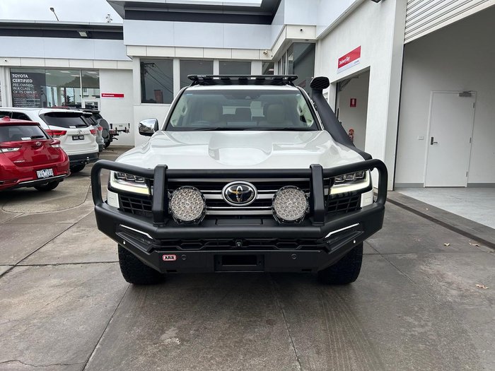 2022 Toyota Landcruiser Sahara ZX