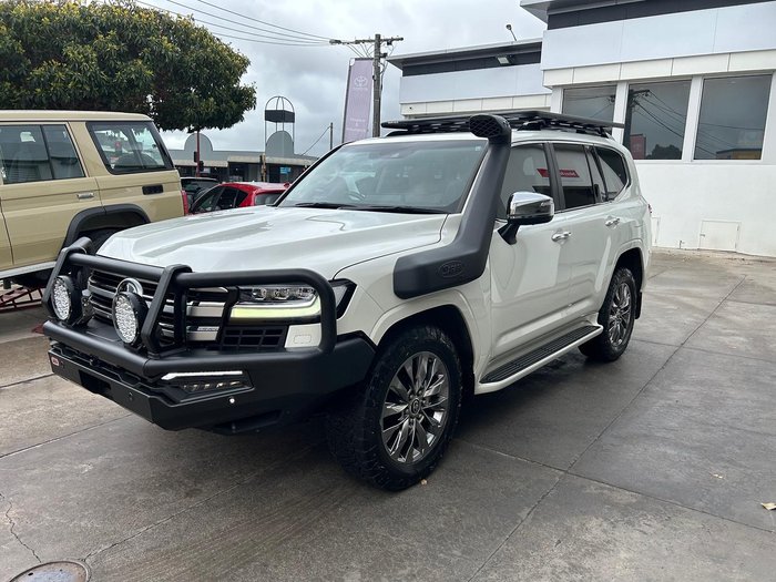 2022 Toyota Landcruiser Sahara ZX