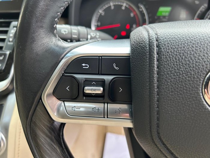 2022 Toyota Landcruiser Sahara ZX