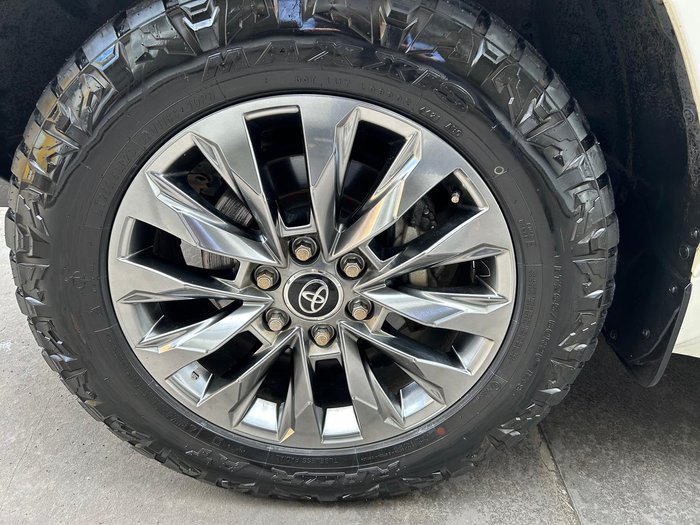 2022 Toyota Landcruiser Sahara ZX