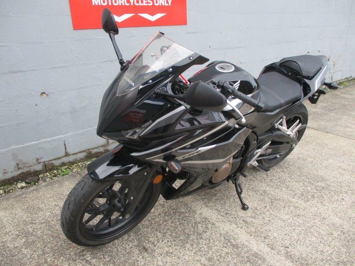 2017 Honda CBR500R BLACK