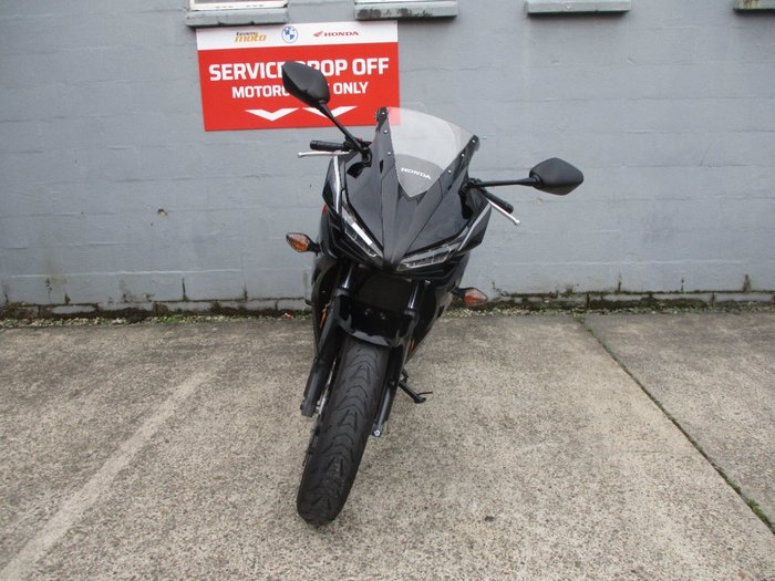 2017 Honda CBR500R BLACK