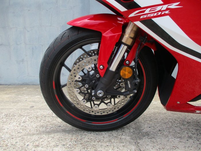 2019 Honda CBR650R RED