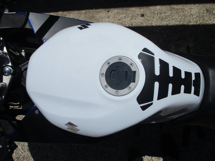 2010 Suzuki GS500F (FULL FAIRING) BLUE