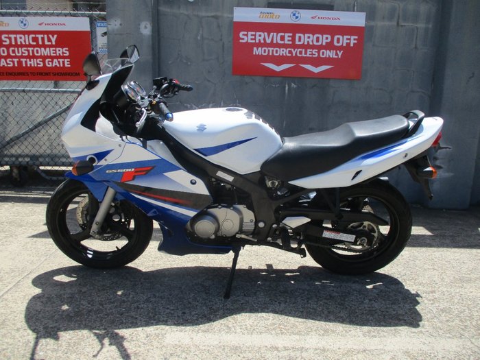 2010 Suzuki GS500F (FULL FAIRING) BLUE