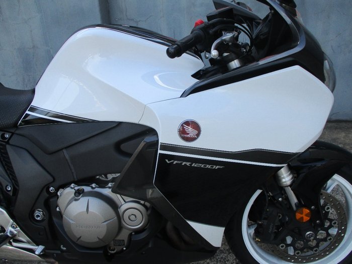 2016 Honda VFR1200F (ABS) WHITE
