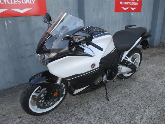 2016 Honda VFR1200F (ABS) WHITE