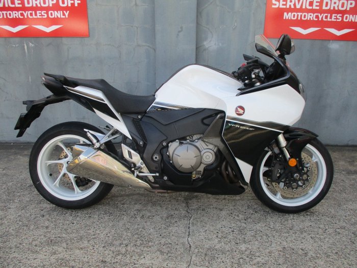 2016 Honda VFR1200F (ABS) WHITE