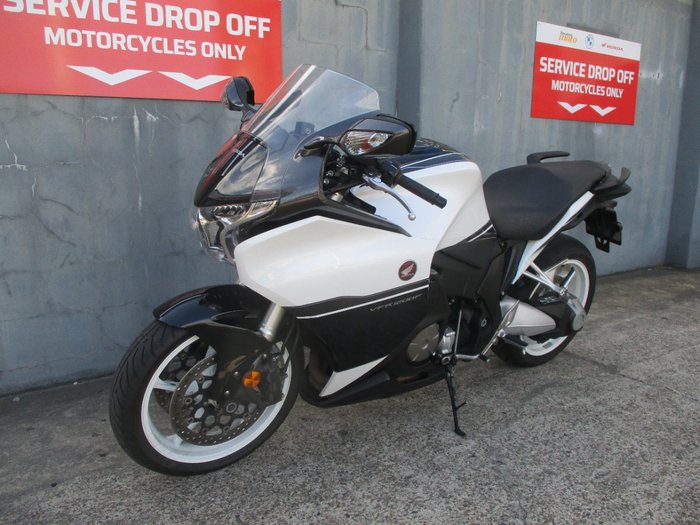 2016 Honda VFR1200F (ABS) WHITE