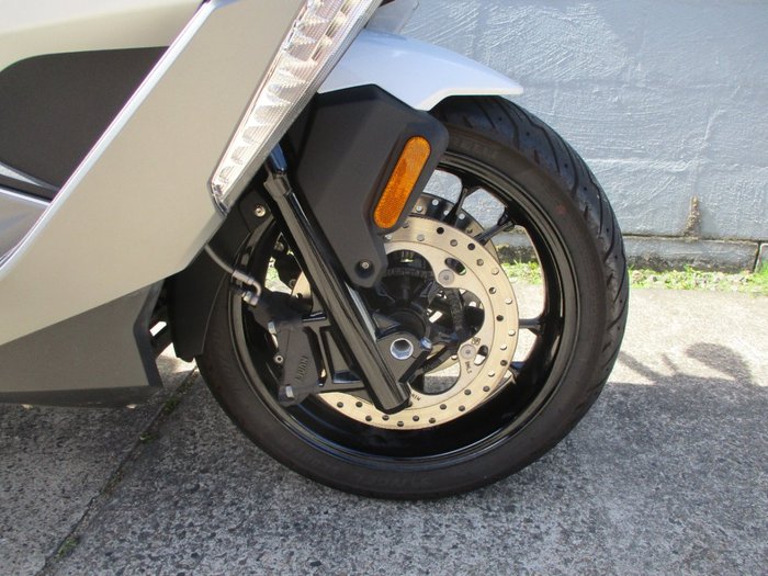 2024 BMW Motorrad C 400 GT ION WHITE