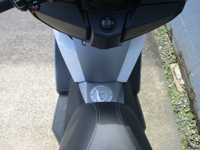 2024 BMW Motorrad C 400 GT ION WHITE