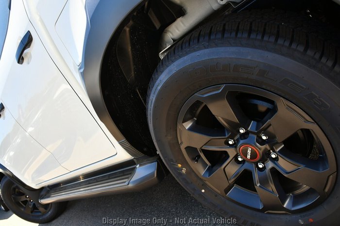 2025 Isuzu D-MAX X-TERRAIN