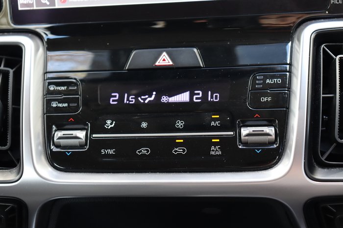 2022 Kia Sorento Sport