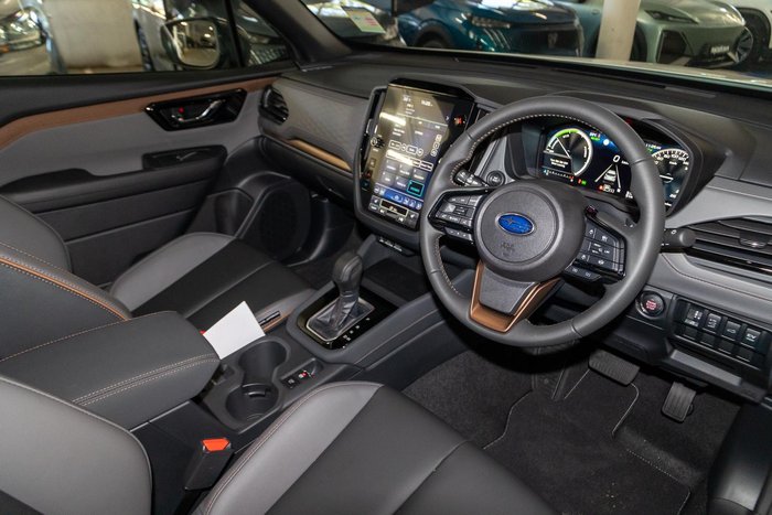 2025 Subaru Forester Hybrid Sport S6 MY26 AWD Crystal White