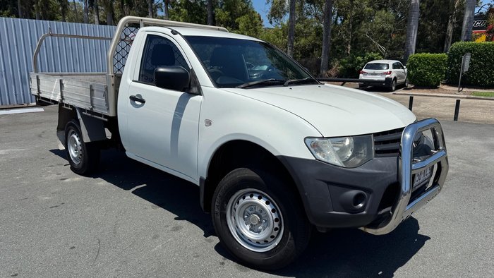 2013 Mitsubishi Triton GL