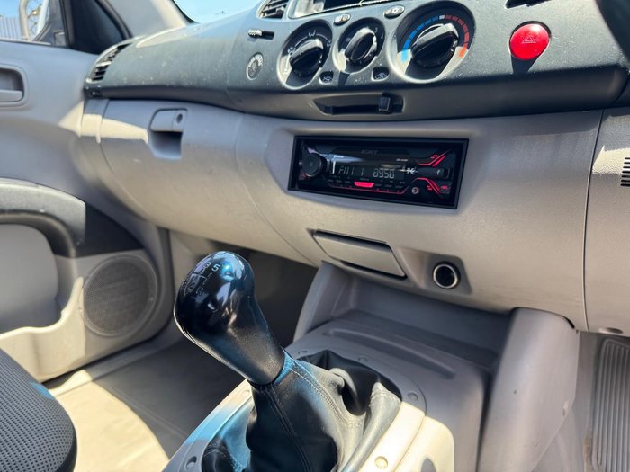 2013 Mitsubishi Triton GL