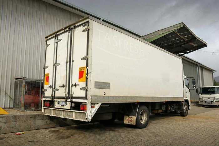 2015 Hino Fe 1426 White