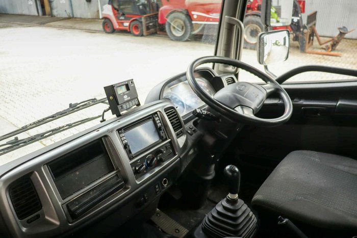 2015 Hino Fe 1426 White