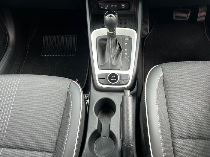 2025 Hyundai Venue Active