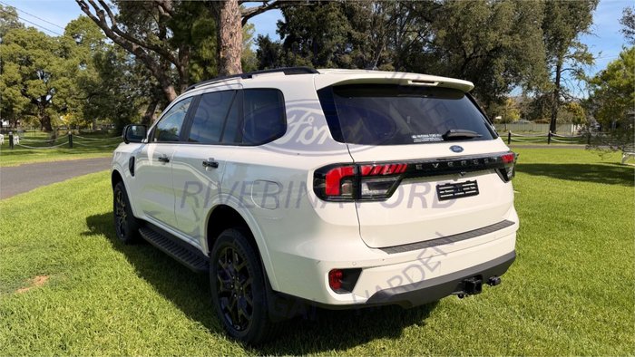2025 Ford Everest Black Edition