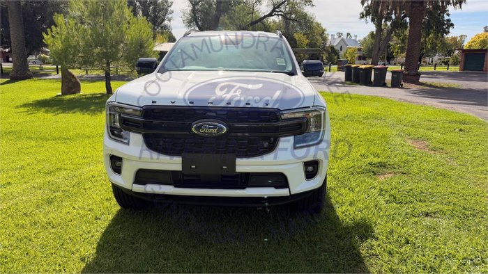 2025 Ford Everest Black Edition