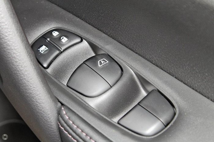 2016 Nissan X-TRAIL ST-L T32 Diamond Black