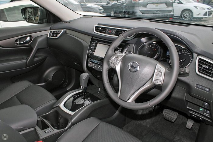 2016 Nissan X-TRAIL ST-L T32 Diamond Black