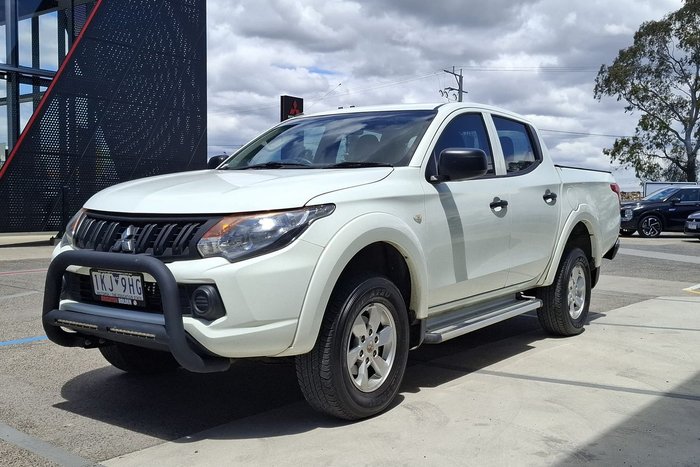 2016 Mitsubishi Triton GLX+