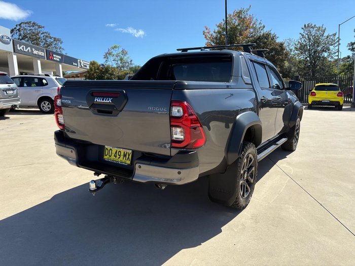 2022 Toyota Hilux Rogue