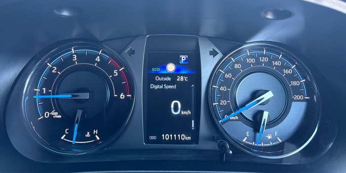 2022 Toyota Hilux Rogue