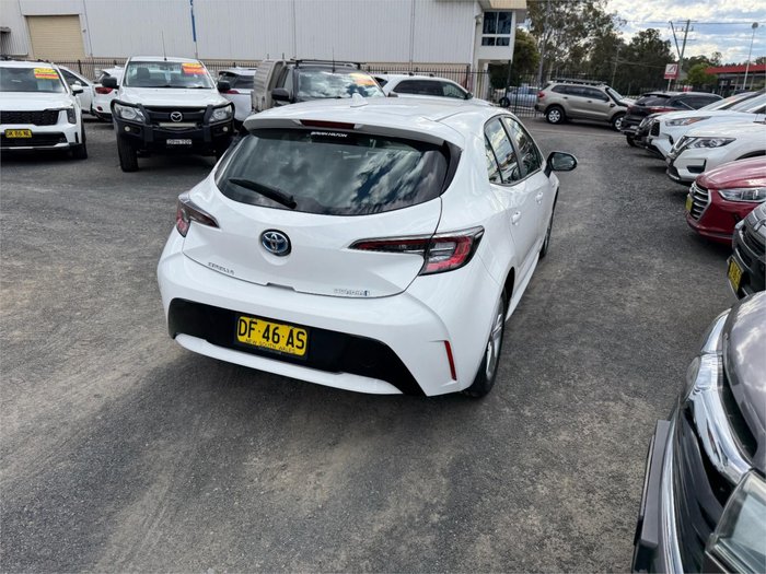 2022 TOYOTA COROLLA ASCENT SPORT HYBRID