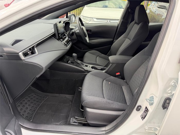 2022 TOYOTA COROLLA ASCENT SPORT HYBRID