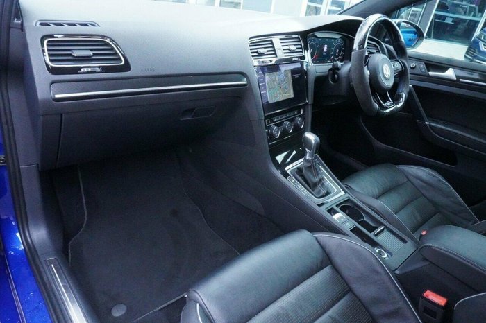 2017 Volkswagen Golf R