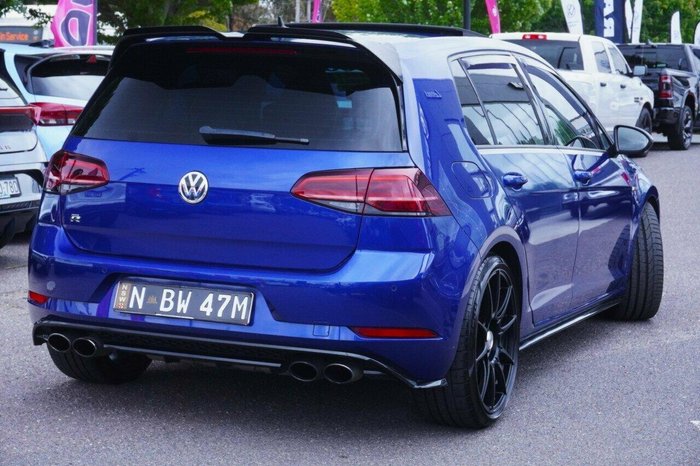 2017 Volkswagen Golf R