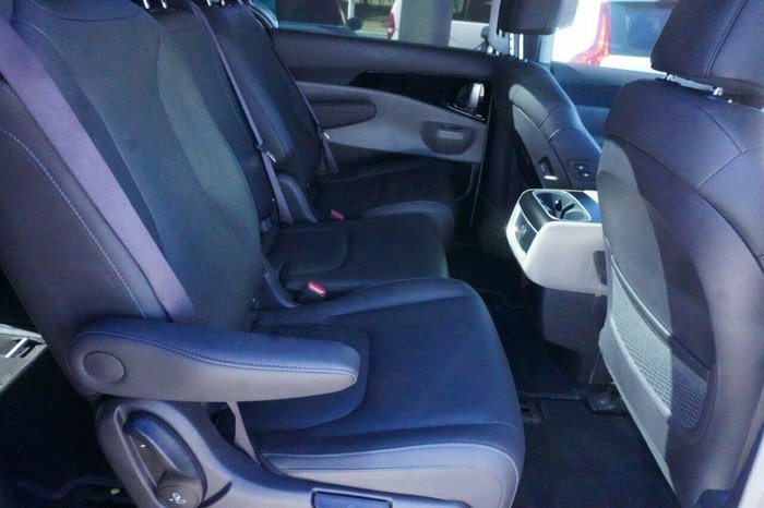 2024 Kia Carnival GT-Line HEV