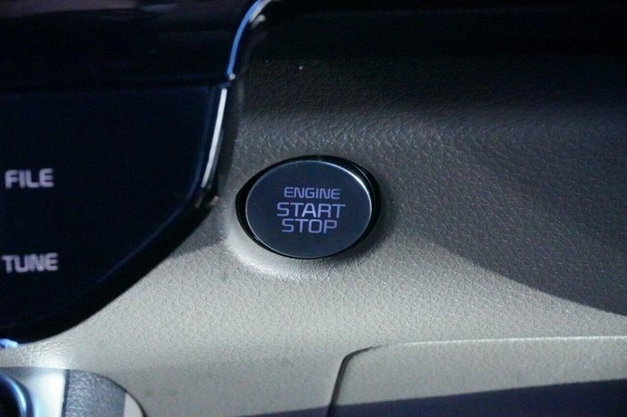 2024 Kia Carnival GT-Line HEV