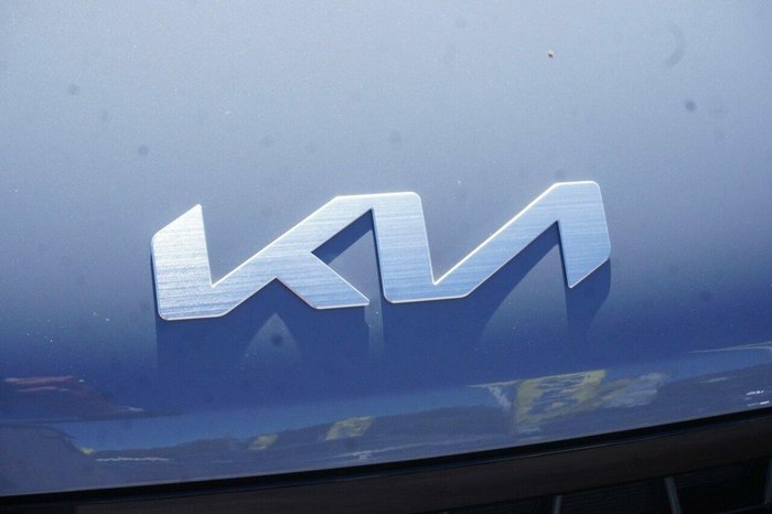 2024 Kia Carnival GT-Line HEV