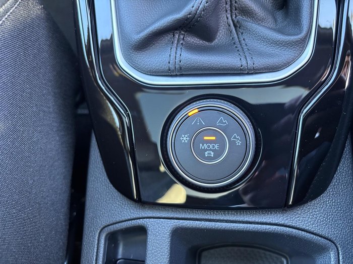 2025 Volkswagen T-Roc 140TSI R-Line