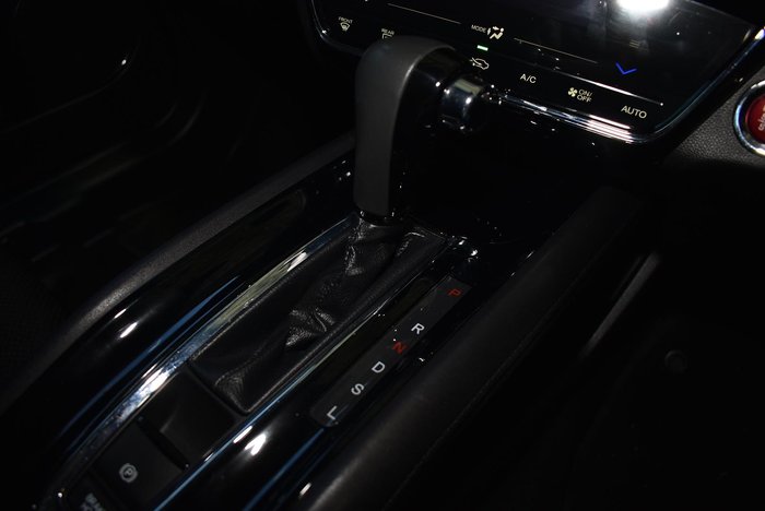 2017 Honda HR-V VTi-S