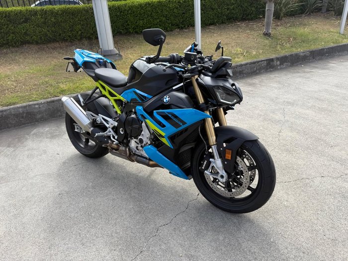 2025 BMW S 1000 R Race