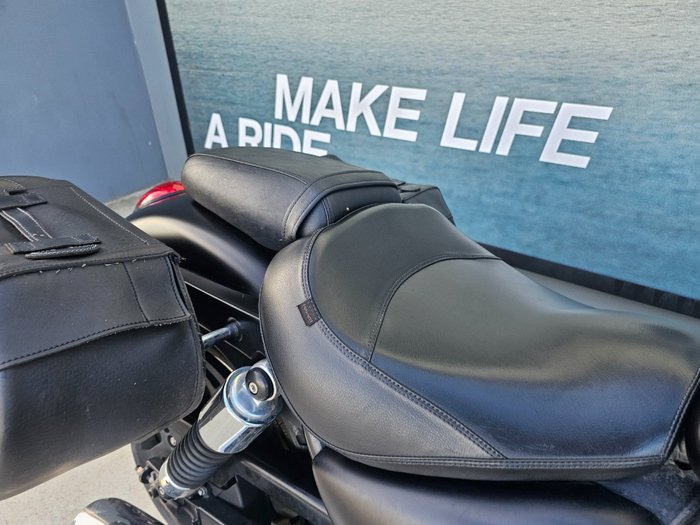 2011 Triumph THUNDERBIRD Black