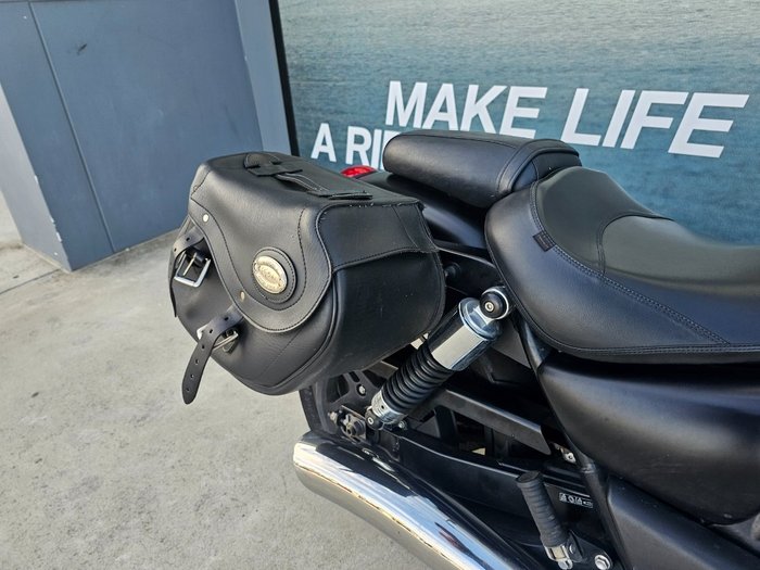 2011 Triumph THUNDERBIRD Black