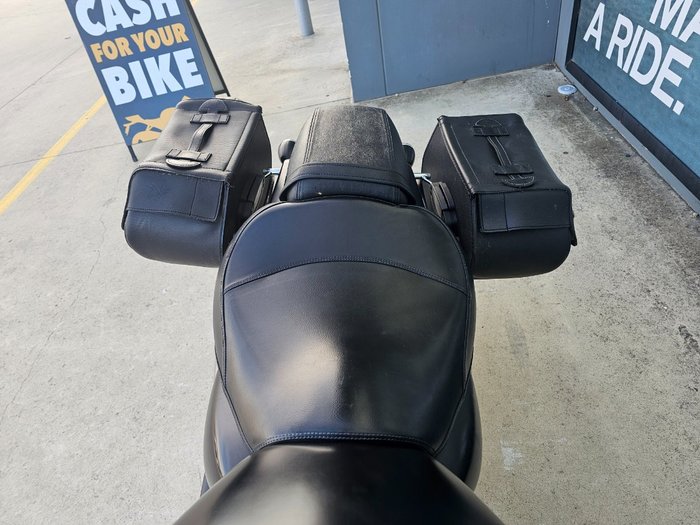 2011 Triumph THUNDERBIRD Black