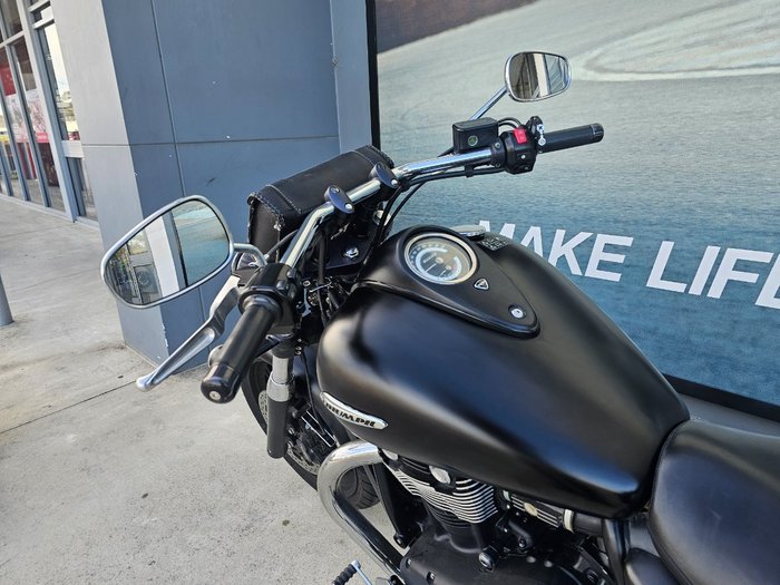 2011 Triumph THUNDERBIRD Black