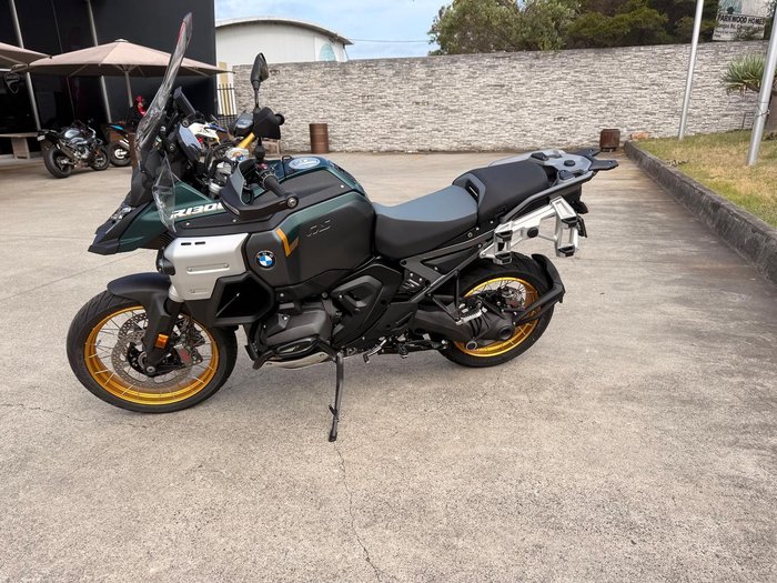 2025 BMW R 1300 GS Adventure Option 719 R 1300 Green